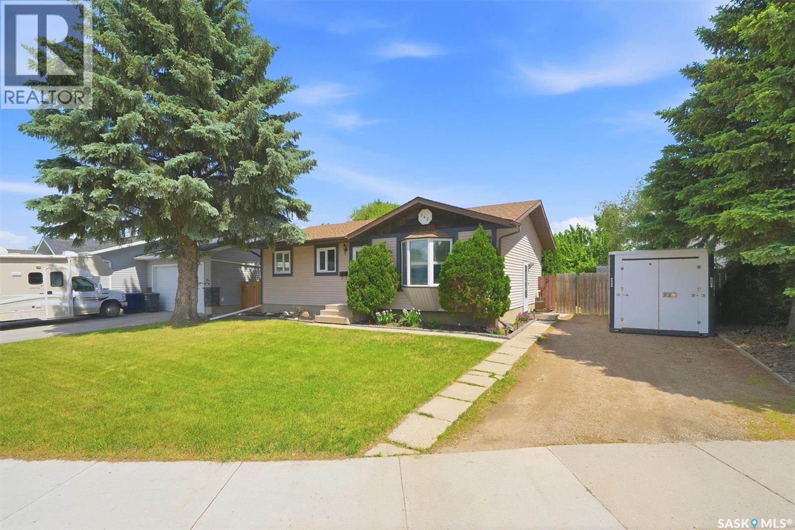 342 Wollaston RISE — photo 46