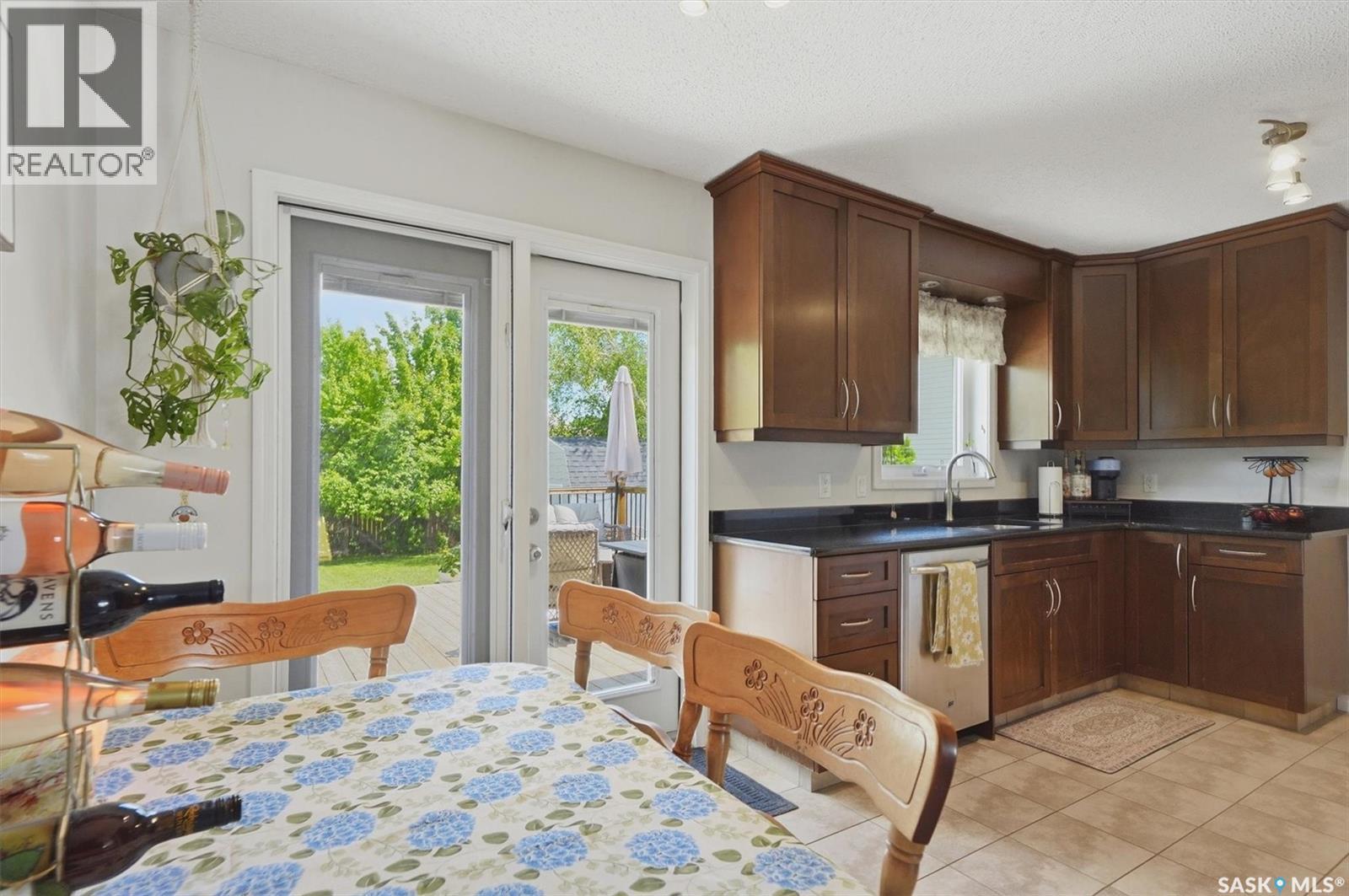 342 Wollaston RISE — photo 7