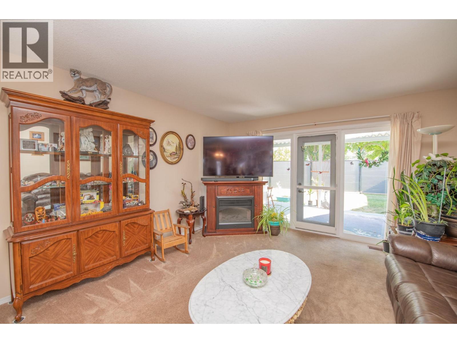 #16 3900 27 Avenue - 13