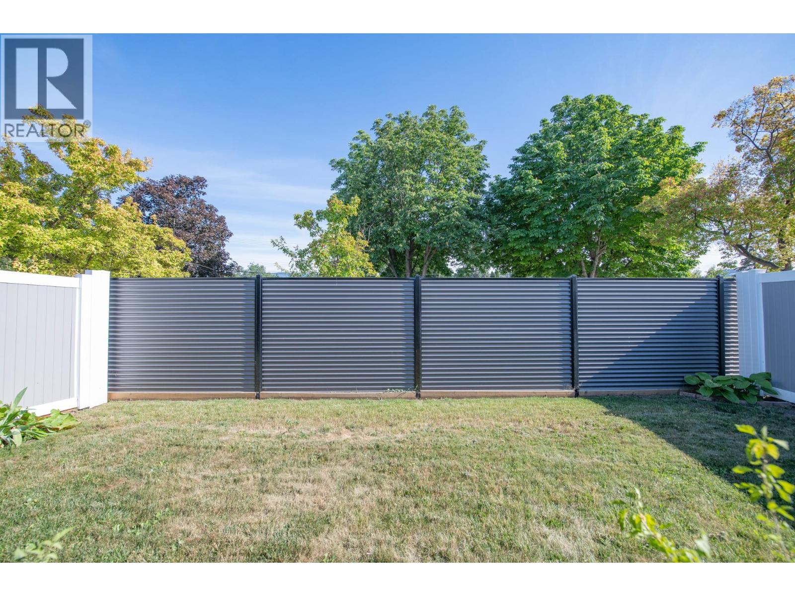 #16 3900 27 Avenue - 41