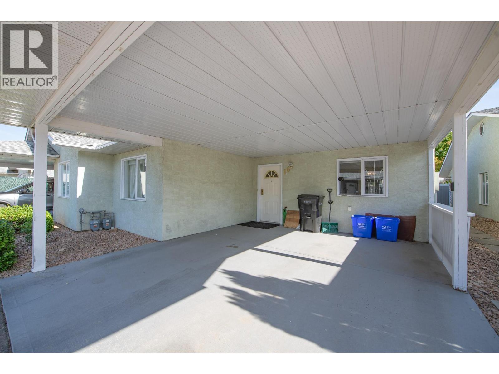 #16 3900 27 Avenue - 43