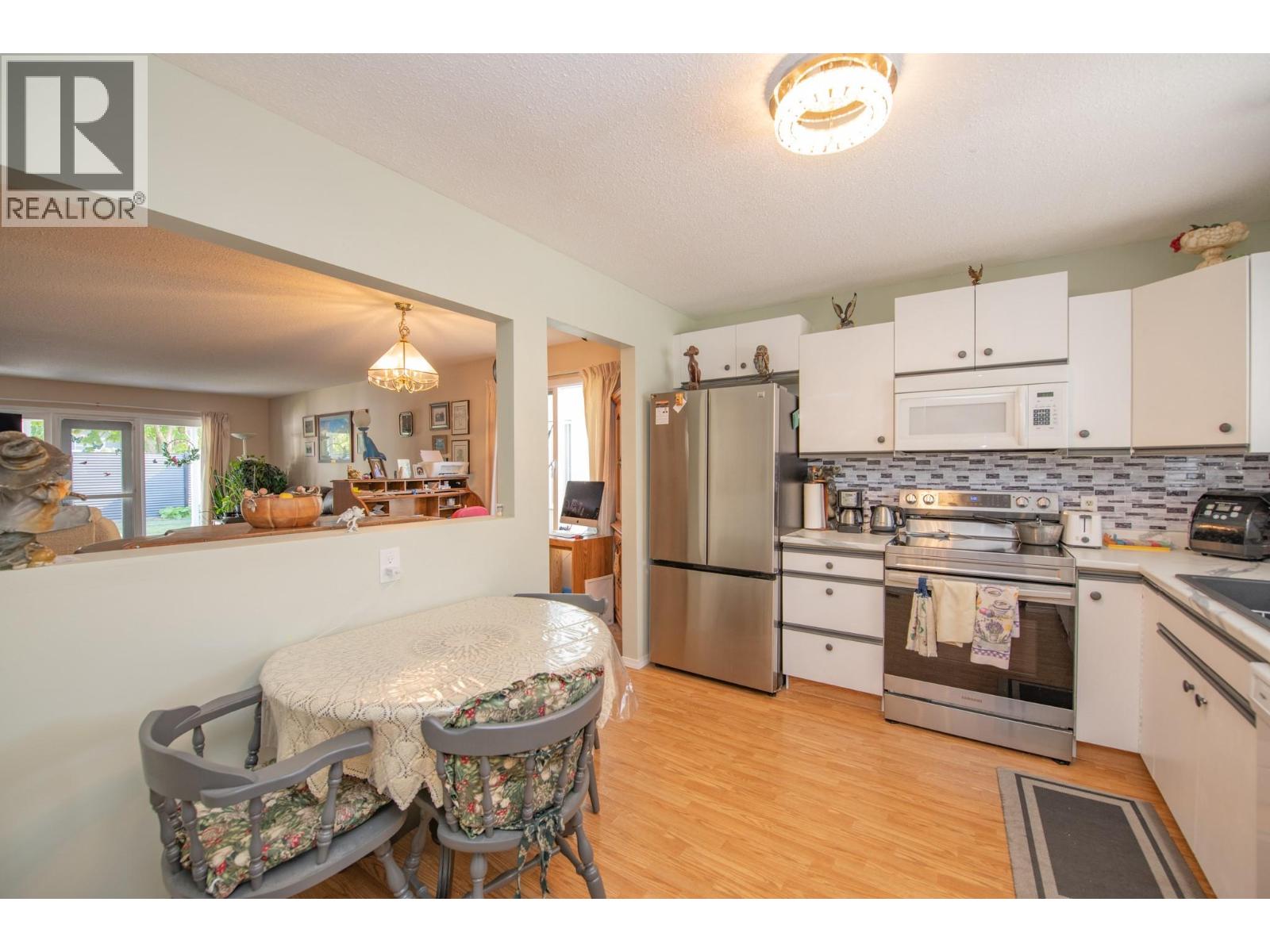 #16 3900 27 Avenue - 5