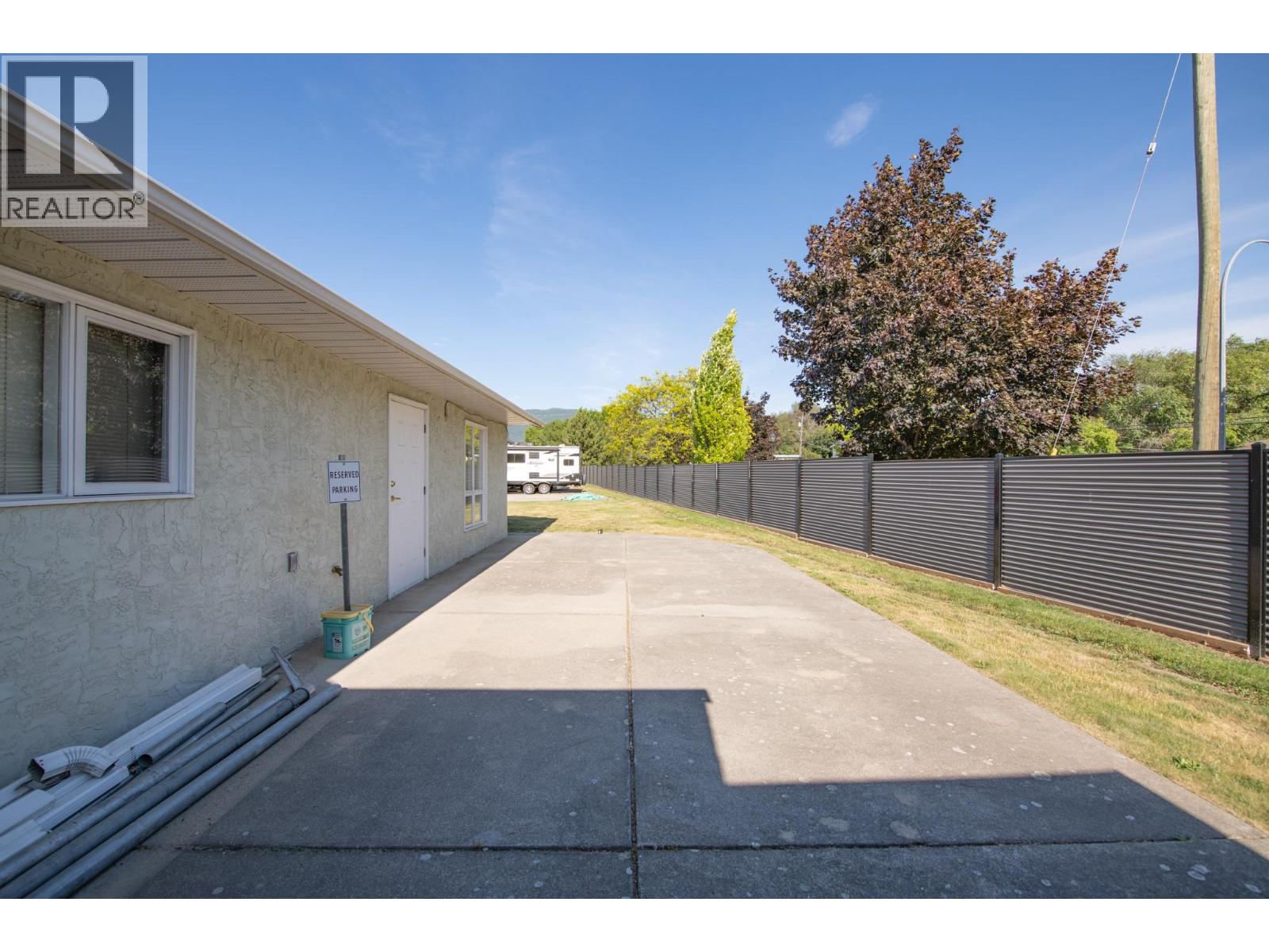 #16 3900 27 Avenue - 58
