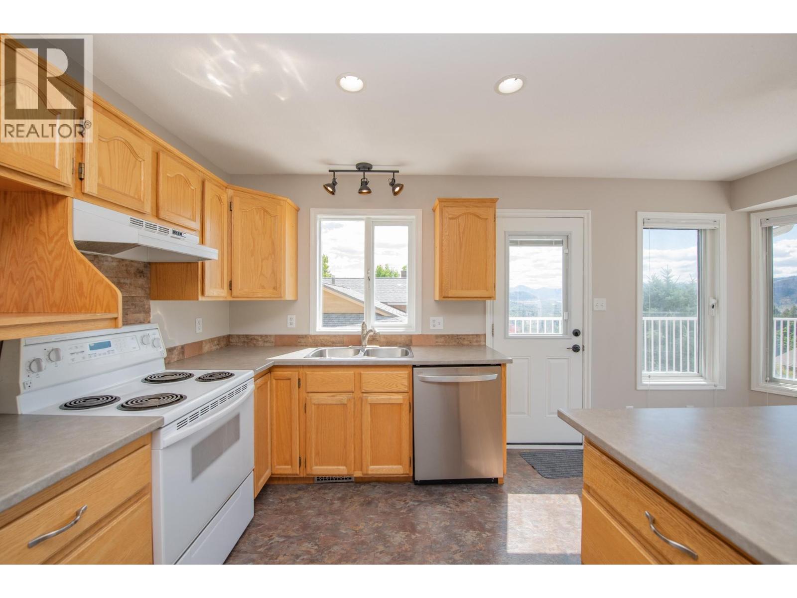 4513 Cascade Drive - 6