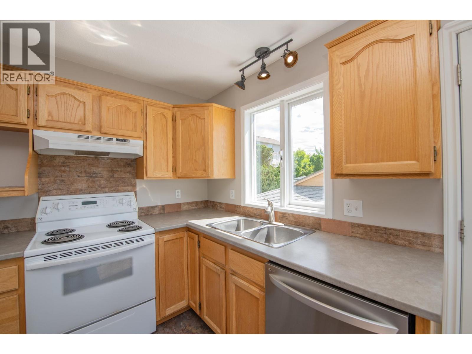 4513 Cascade Drive - 8