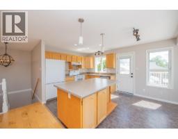Primary Bedroom - 4513 Cascade Drive, Vernon, BC V1T8J7 Photo 11