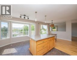 Living room - 4513 Cascade Drive, Vernon, BC V1T8J7 Photo 12