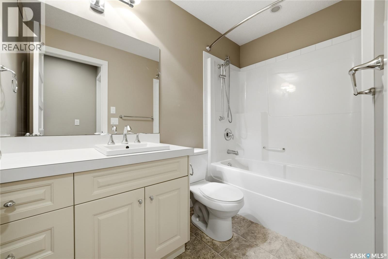 3202 Hill AVENUE - 34