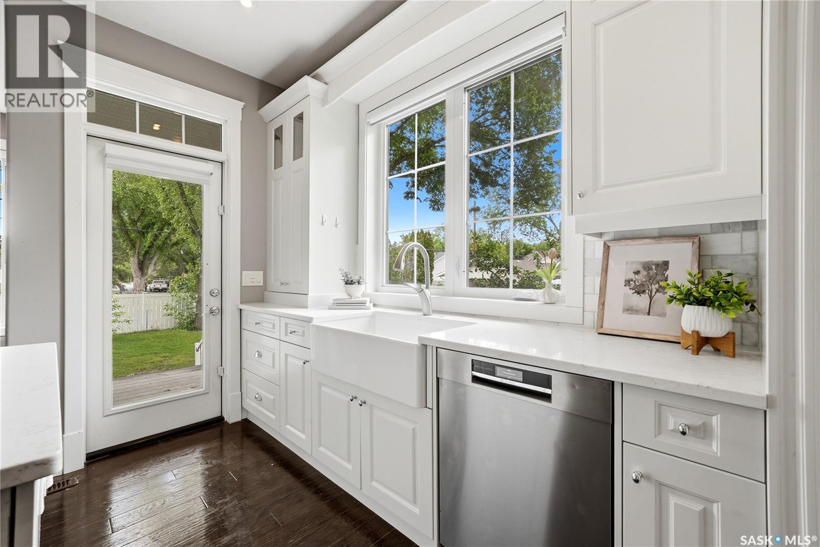 3202 Hill AVENUE - 16