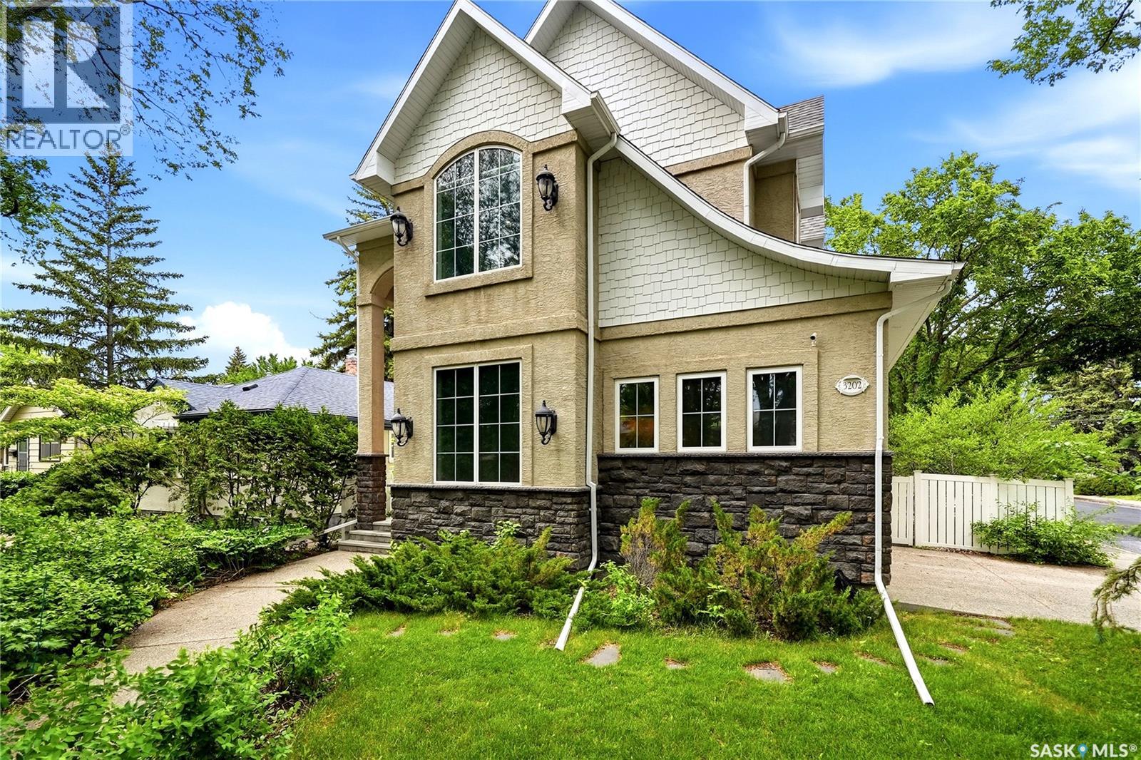 3202 Hill AVENUE - 47