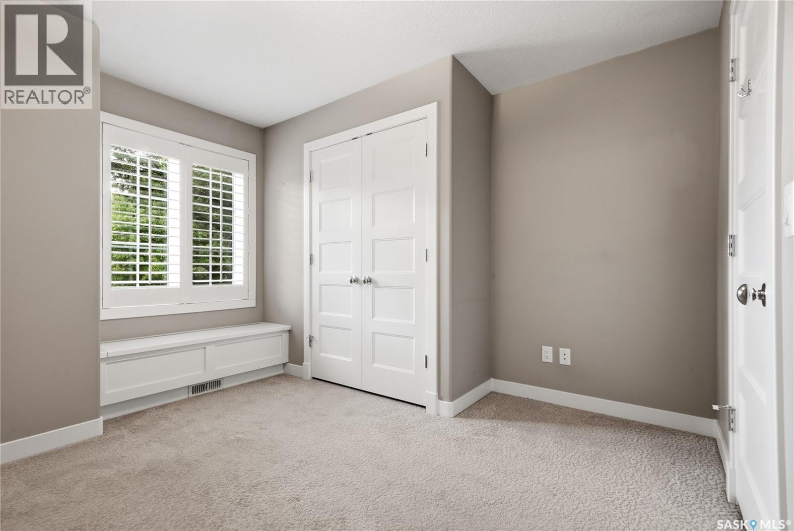 3202 Hill AVENUE - 33