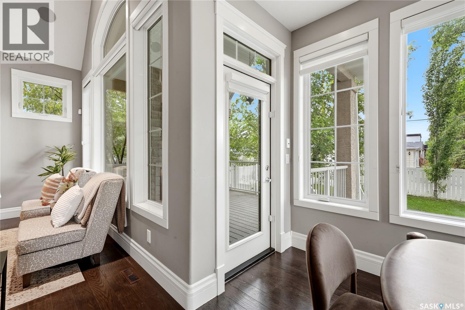 3202 Hill AVENUE - 43