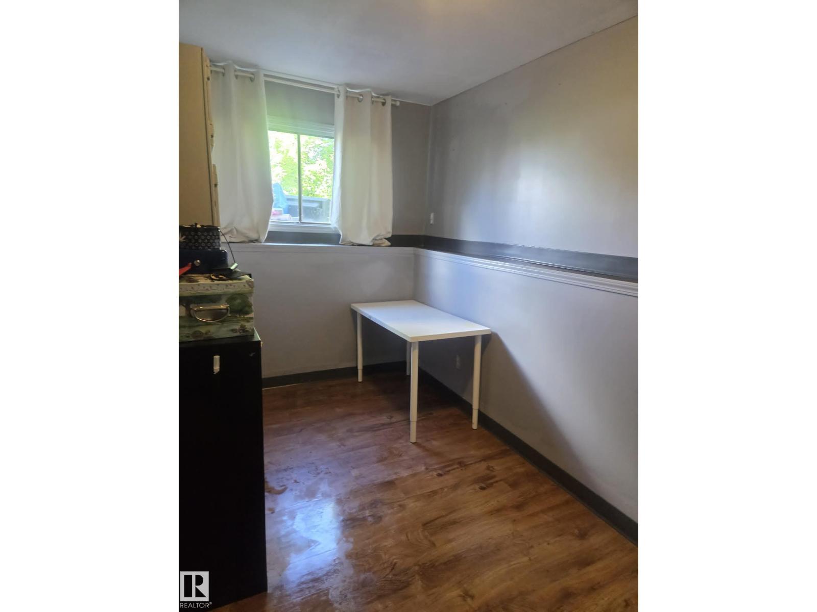 14 2 AV S - 25
