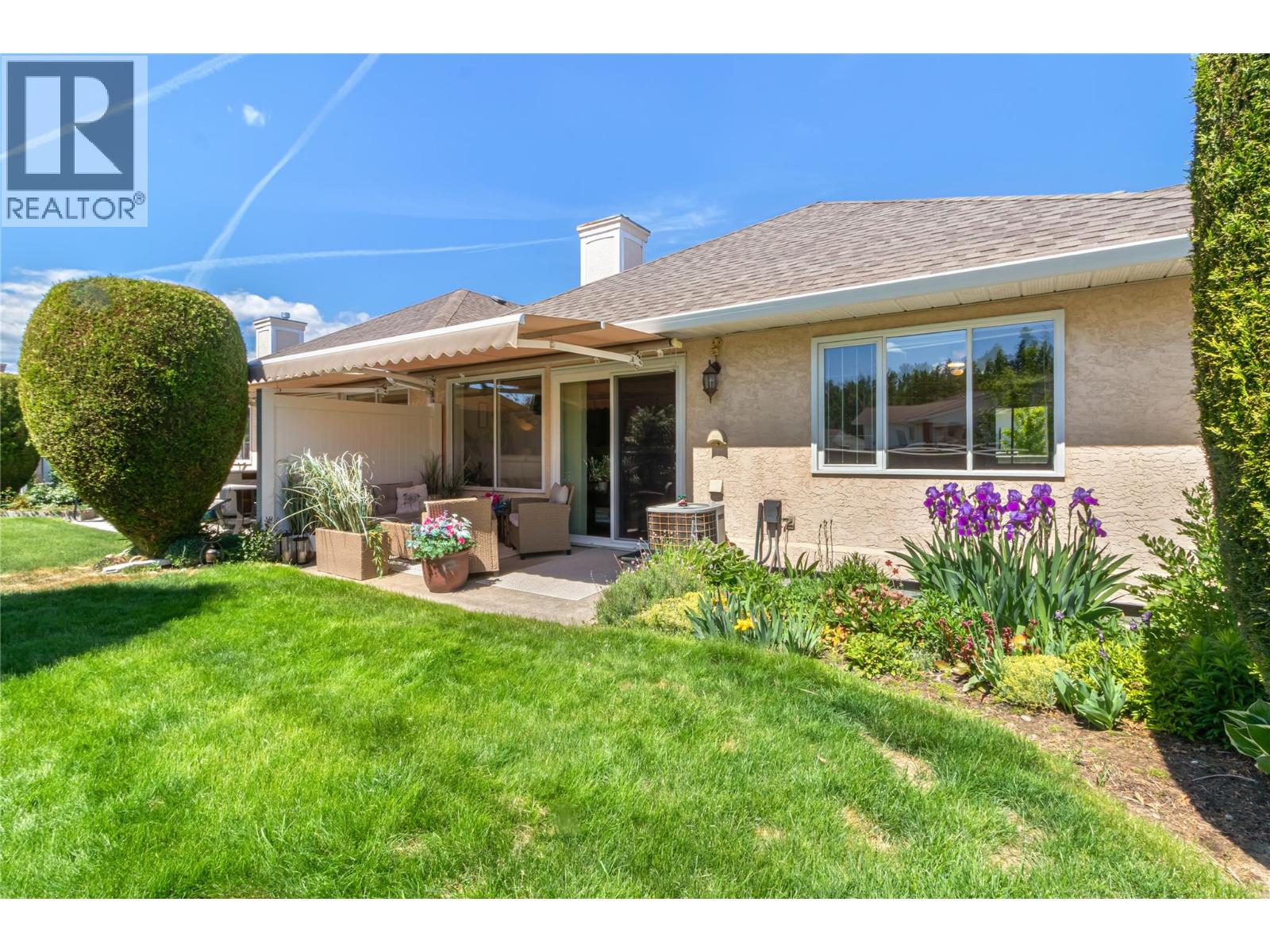 #3 1886 Parkview Crescent - 14