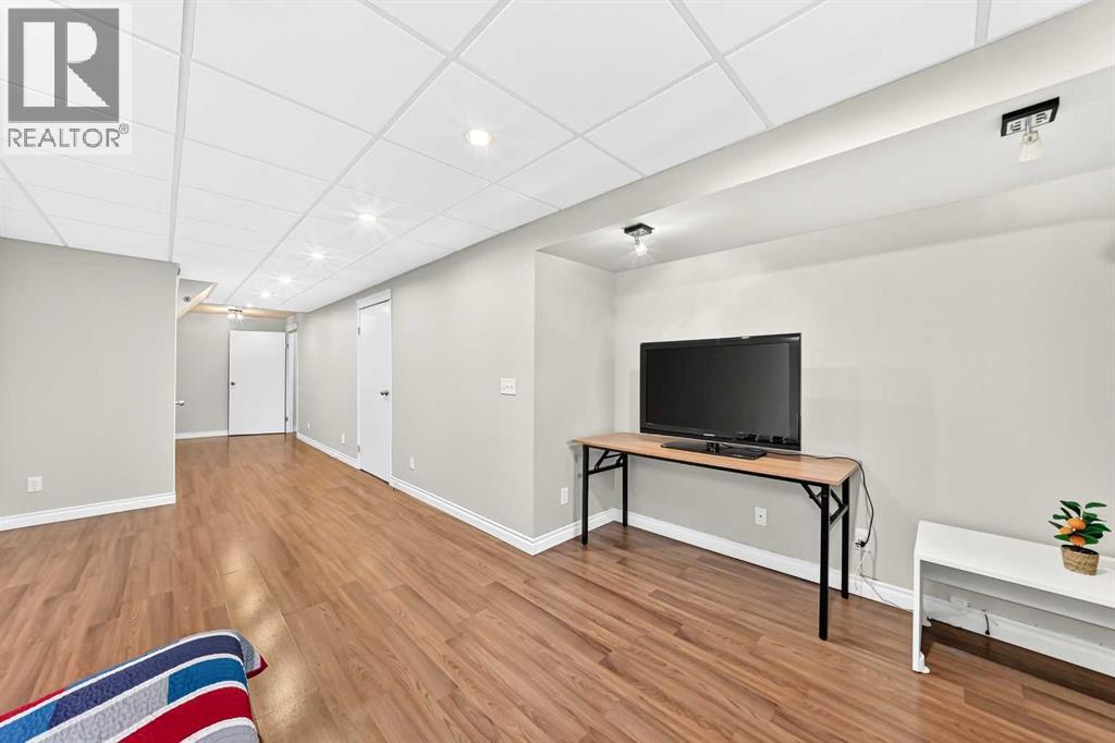 94 Tuscany Ridge Common NW — photo 36