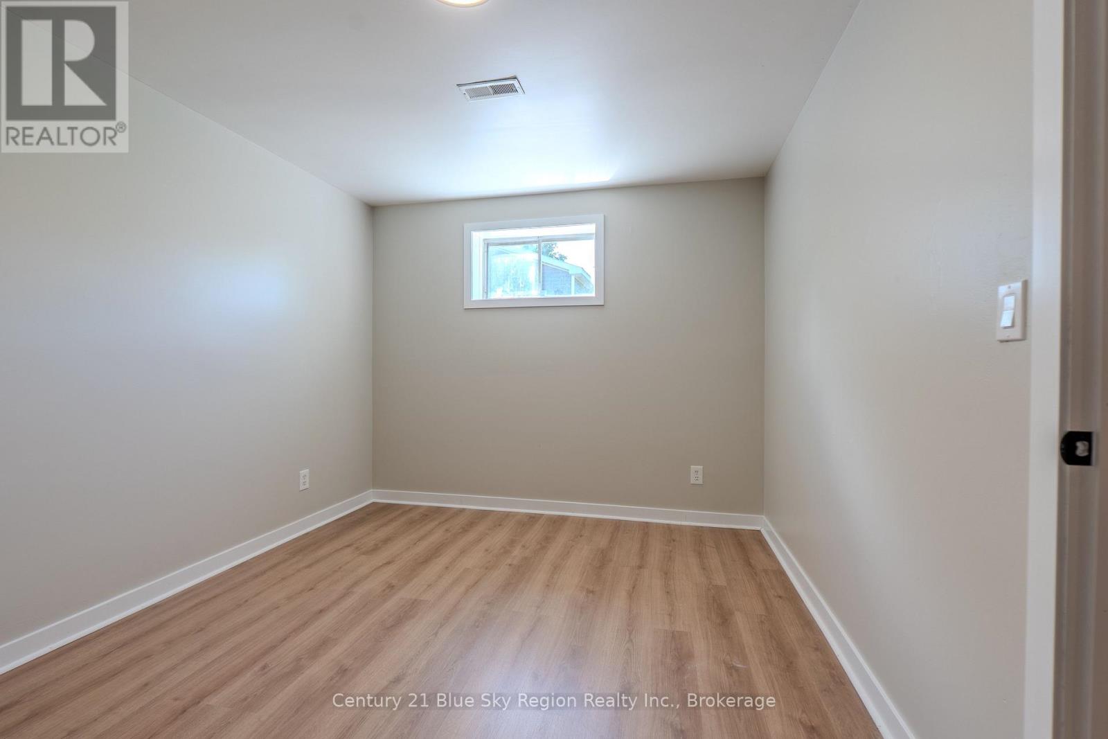 418 LAURIER STREET - 39