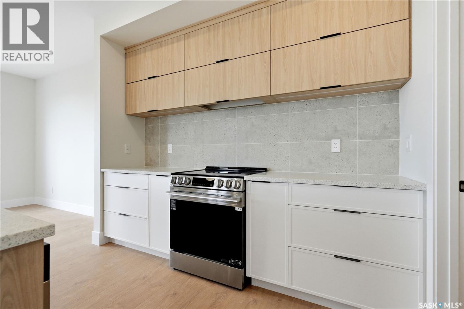 218 Veterans DRIVE — photo 19