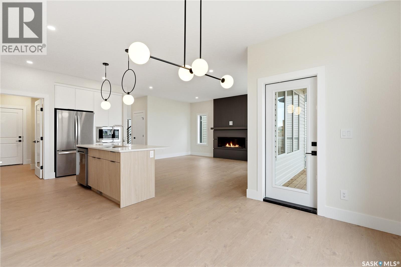 218 Veterans DRIVE — photo 10