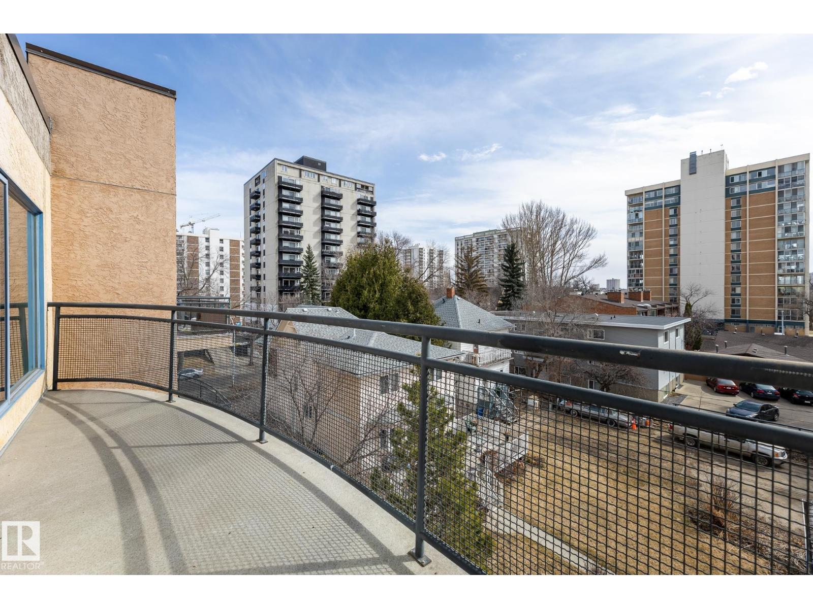 #403 11415 100 AV NW - 20