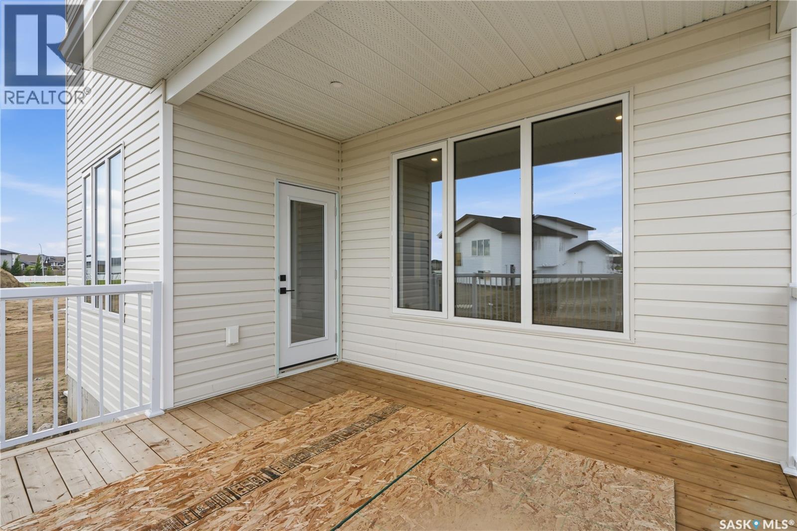 218 Veterans DRIVE — photo 42