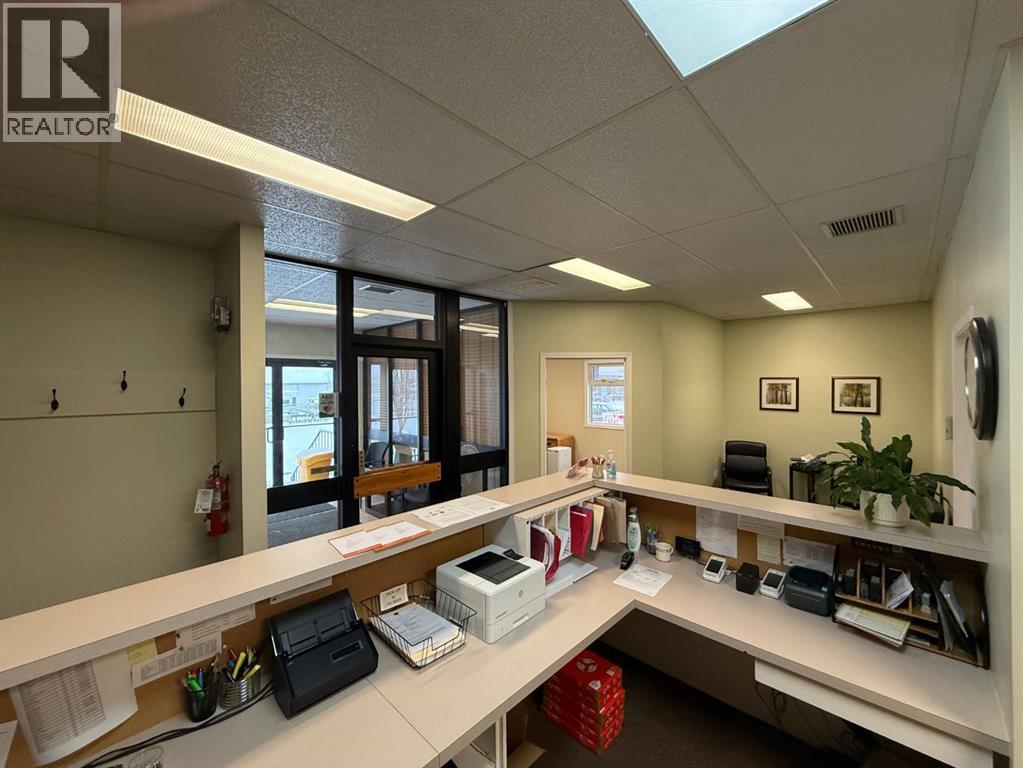 906 2 Avenue - photo 5
