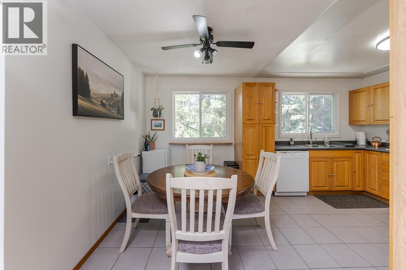 1567 PEARSON AVENUE - 8