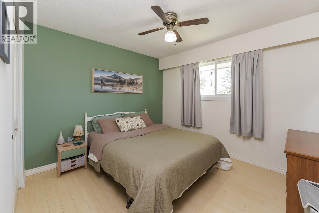 1567 PEARSON AVENUE - 14
