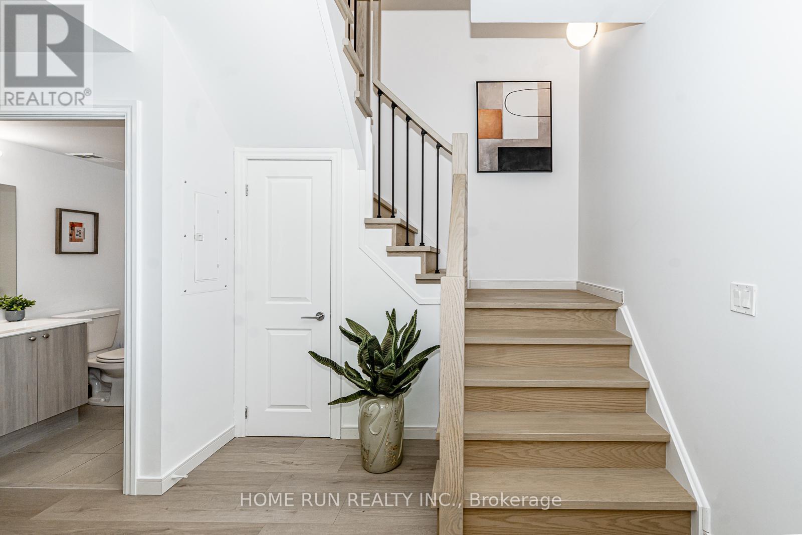 #902E 8110 BIRCHMOUNT ROAD W - 15