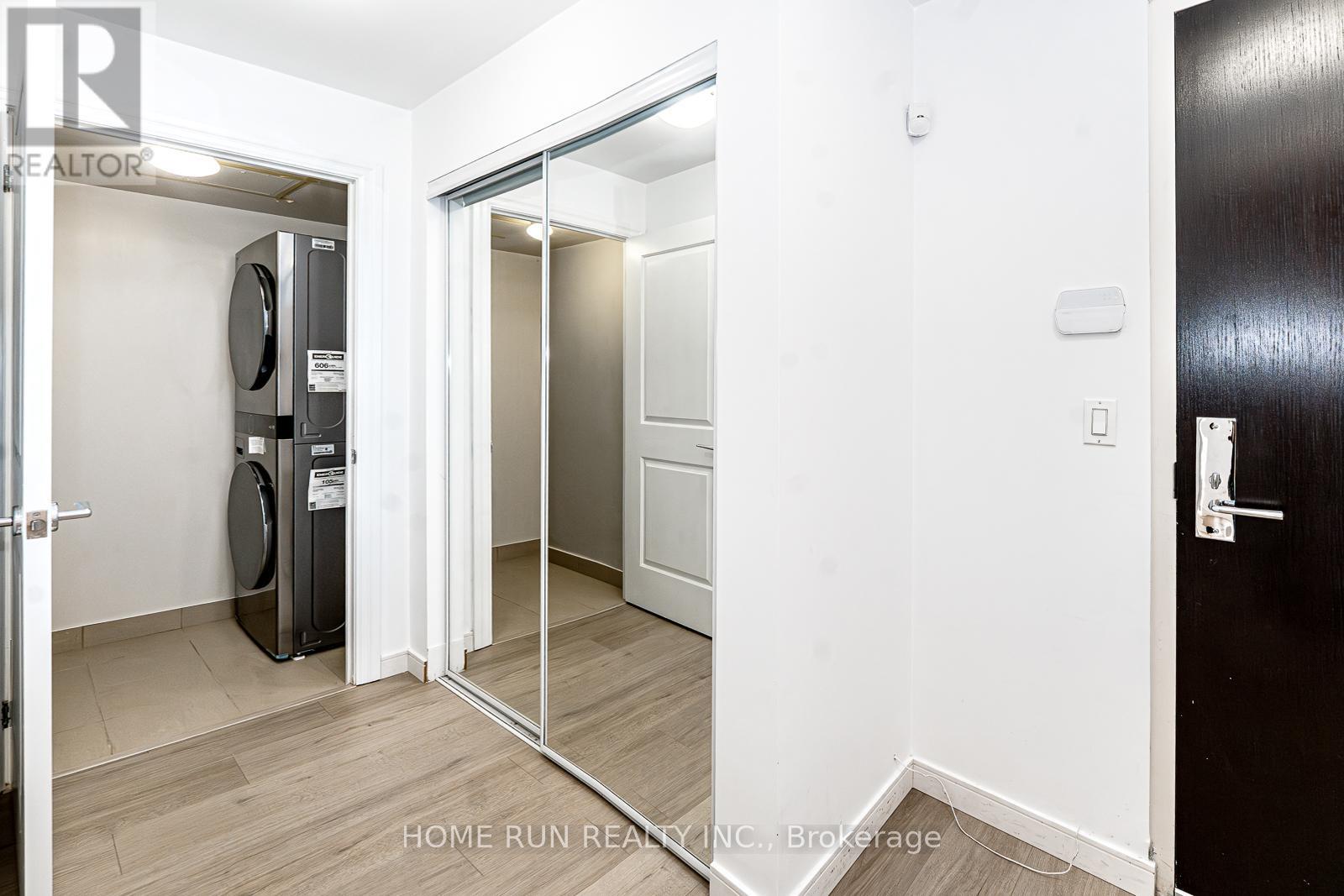 #902E 8110 BIRCHMOUNT ROAD W - 16