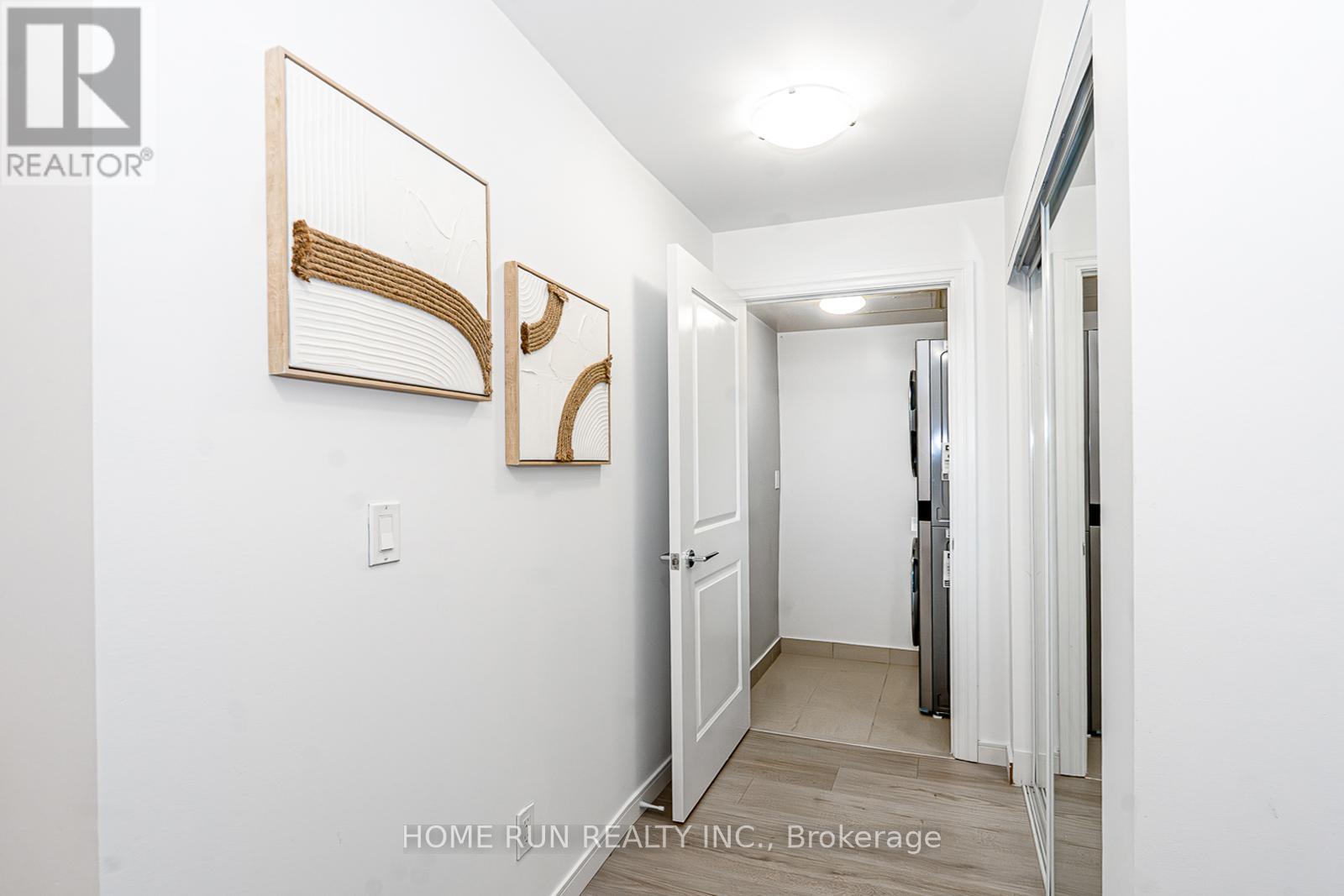 #902E 8110 BIRCHMOUNT ROAD W - 17