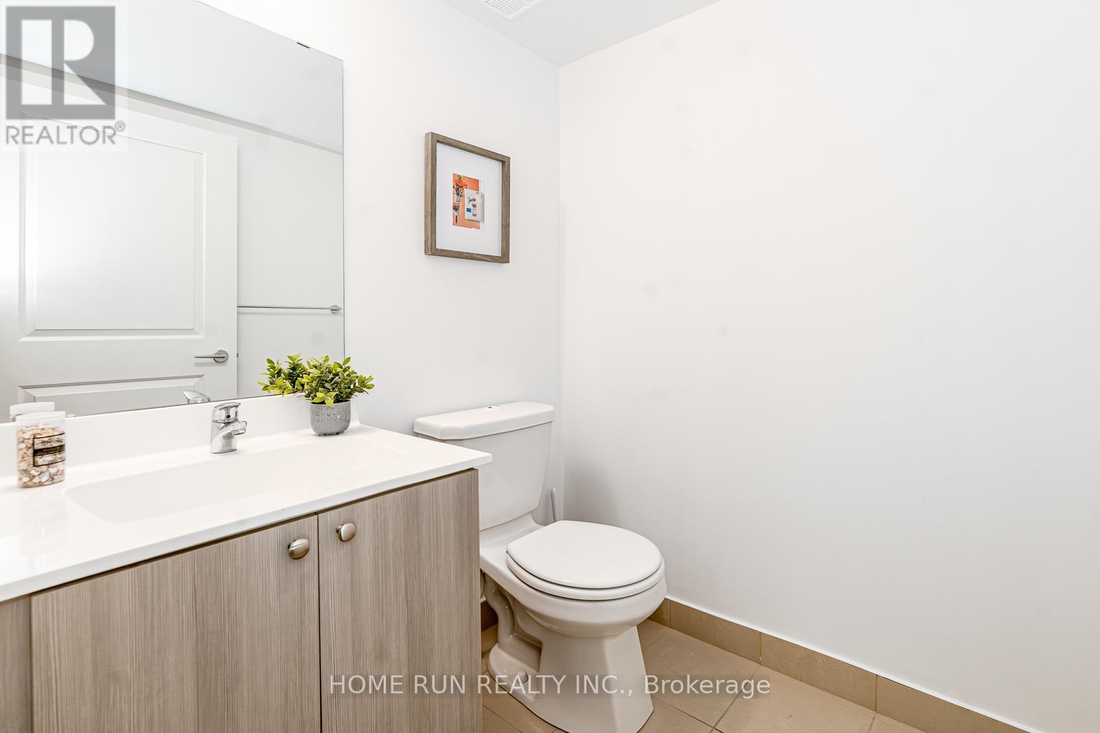 #902E 8110 BIRCHMOUNT ROAD W - 18