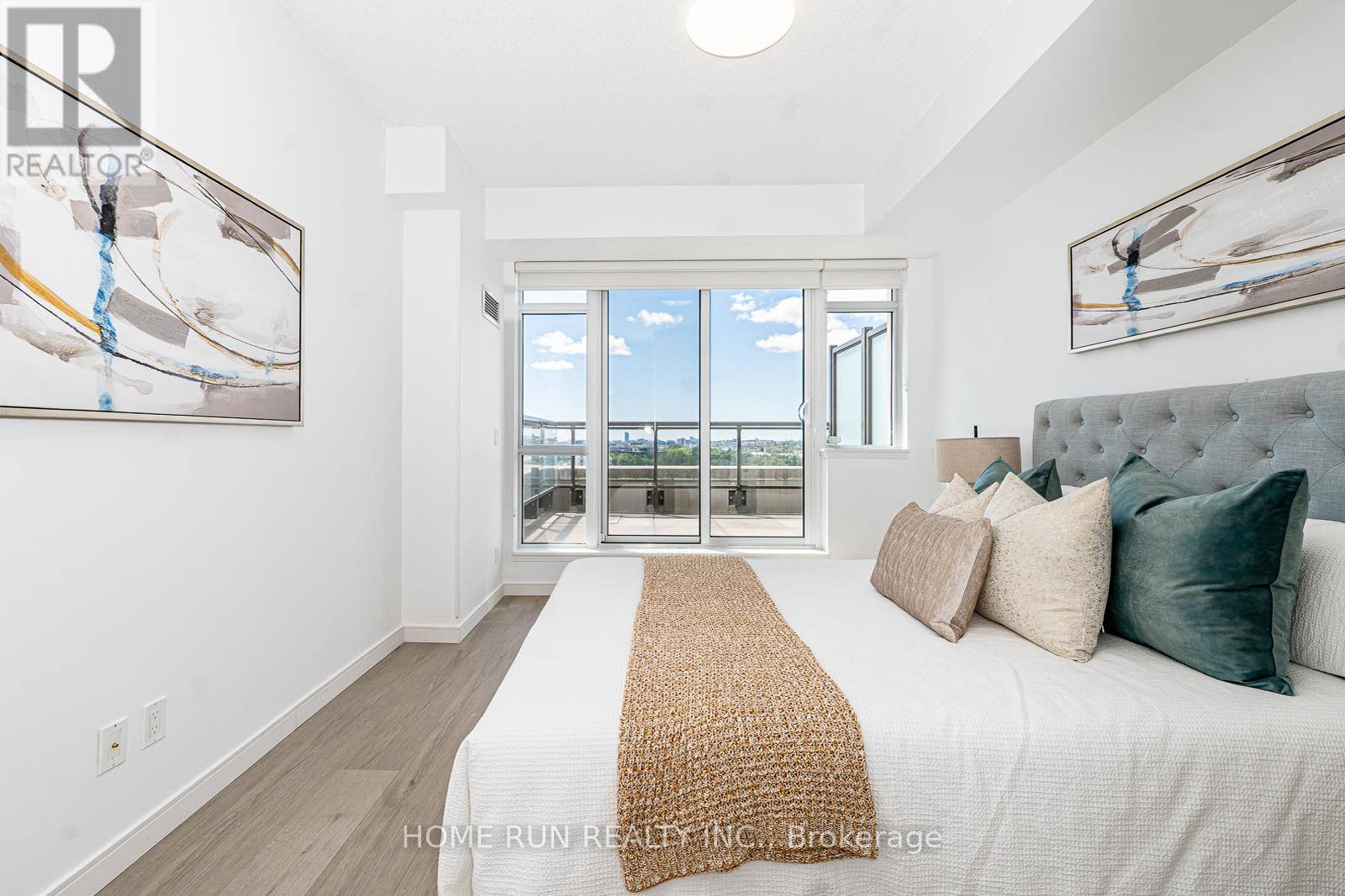 #902E 8110 BIRCHMOUNT ROAD W - 24