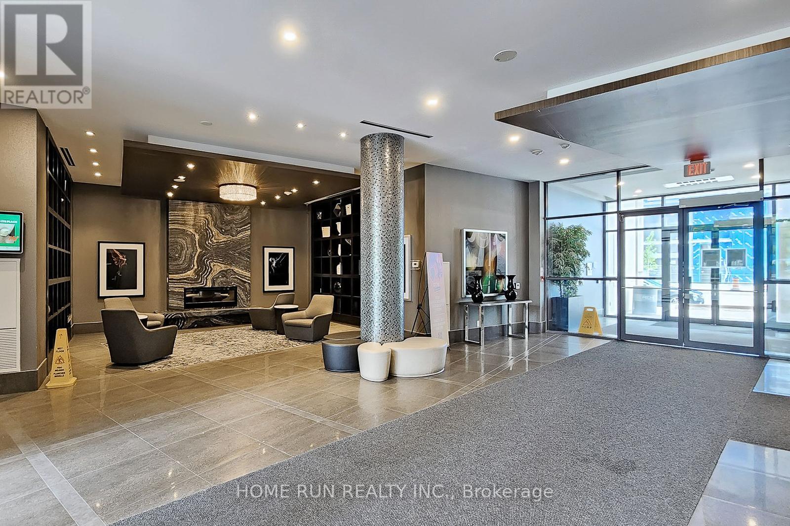 #902E 8110 BIRCHMOUNT ROAD W - 33