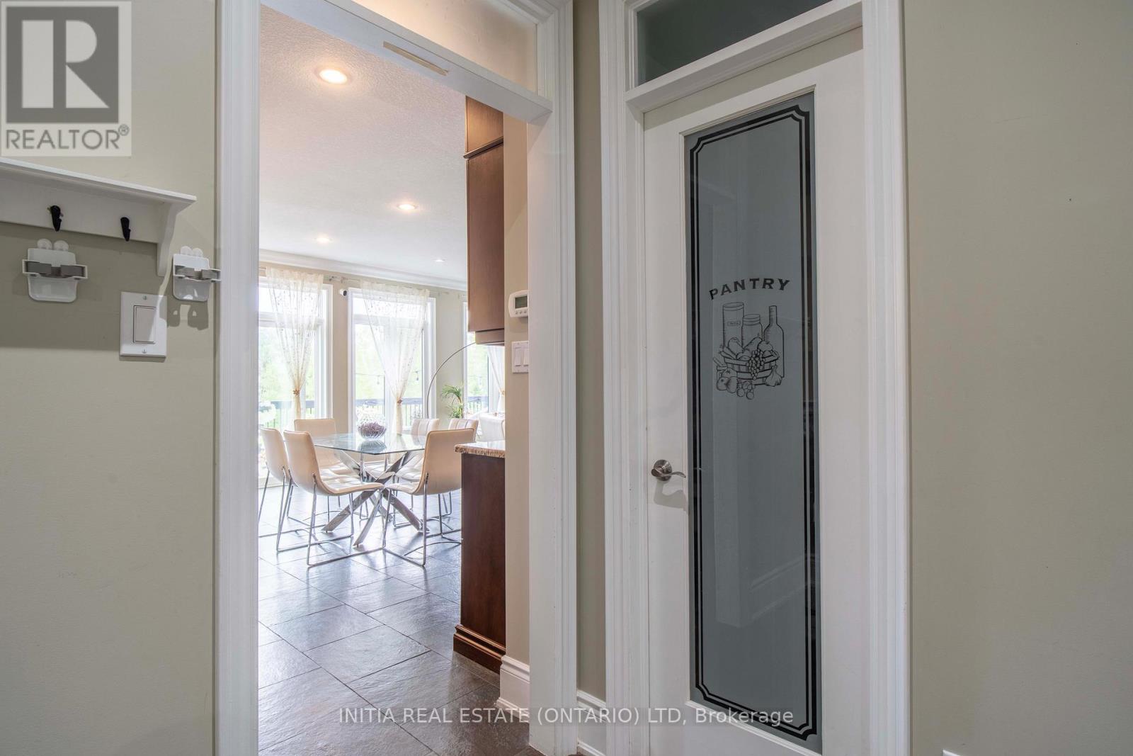 #31 515 SKYLINE AVENUE - 12