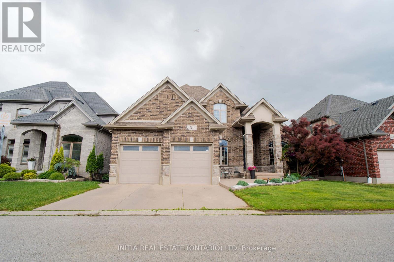 #31 515 SKYLINE AVENUE - 2