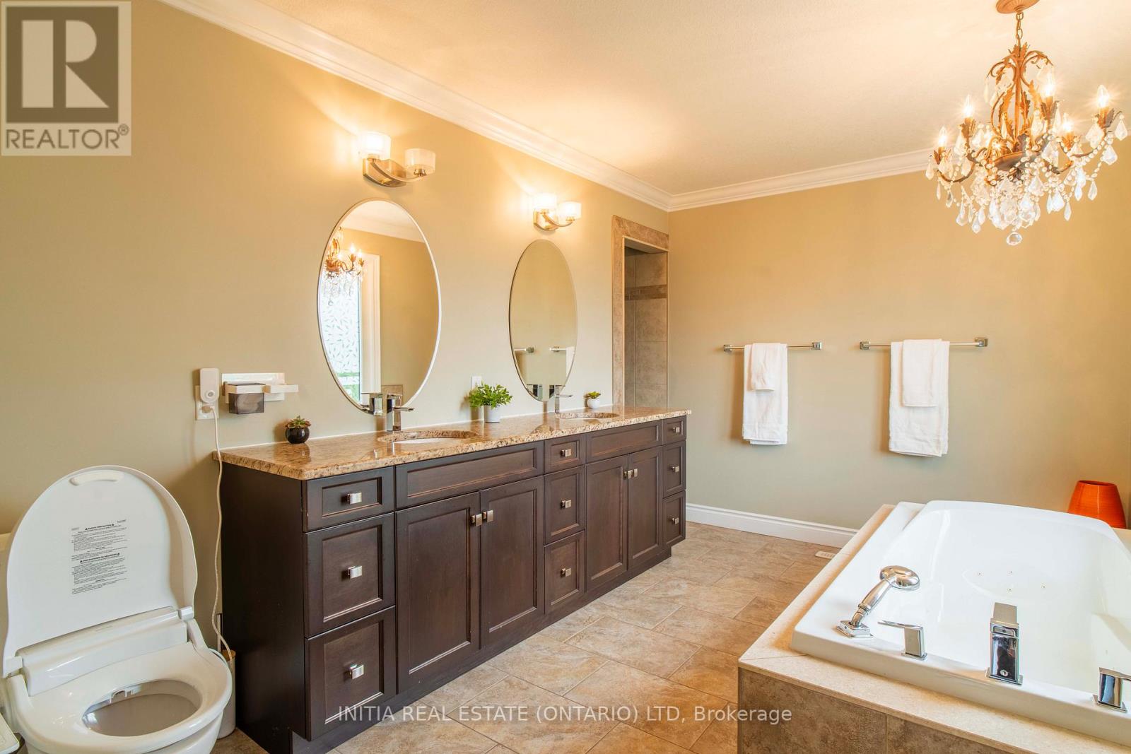 #31 515 SKYLINE AVENUE - 20