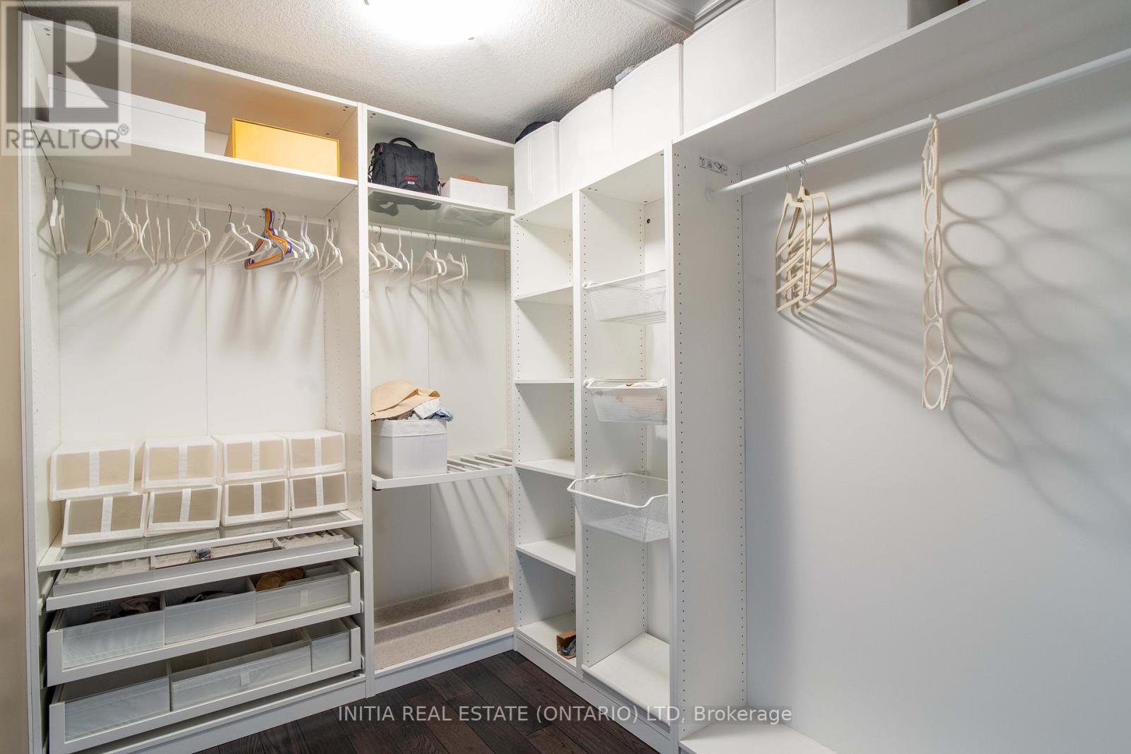 #31 515 SKYLINE AVENUE - 25