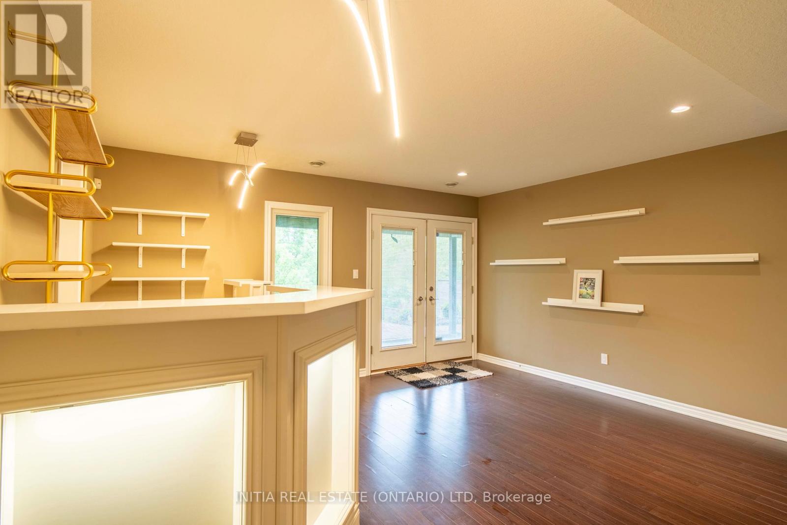 #31 515 SKYLINE AVENUE - 29
