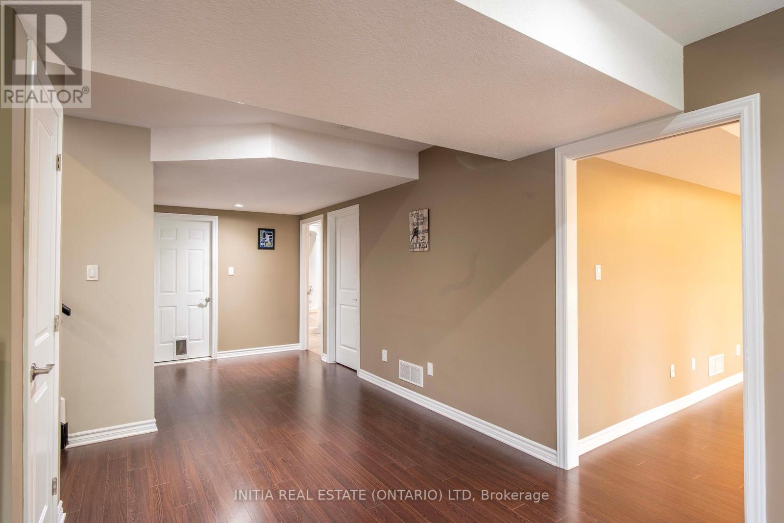 #31 515 SKYLINE AVENUE - 32