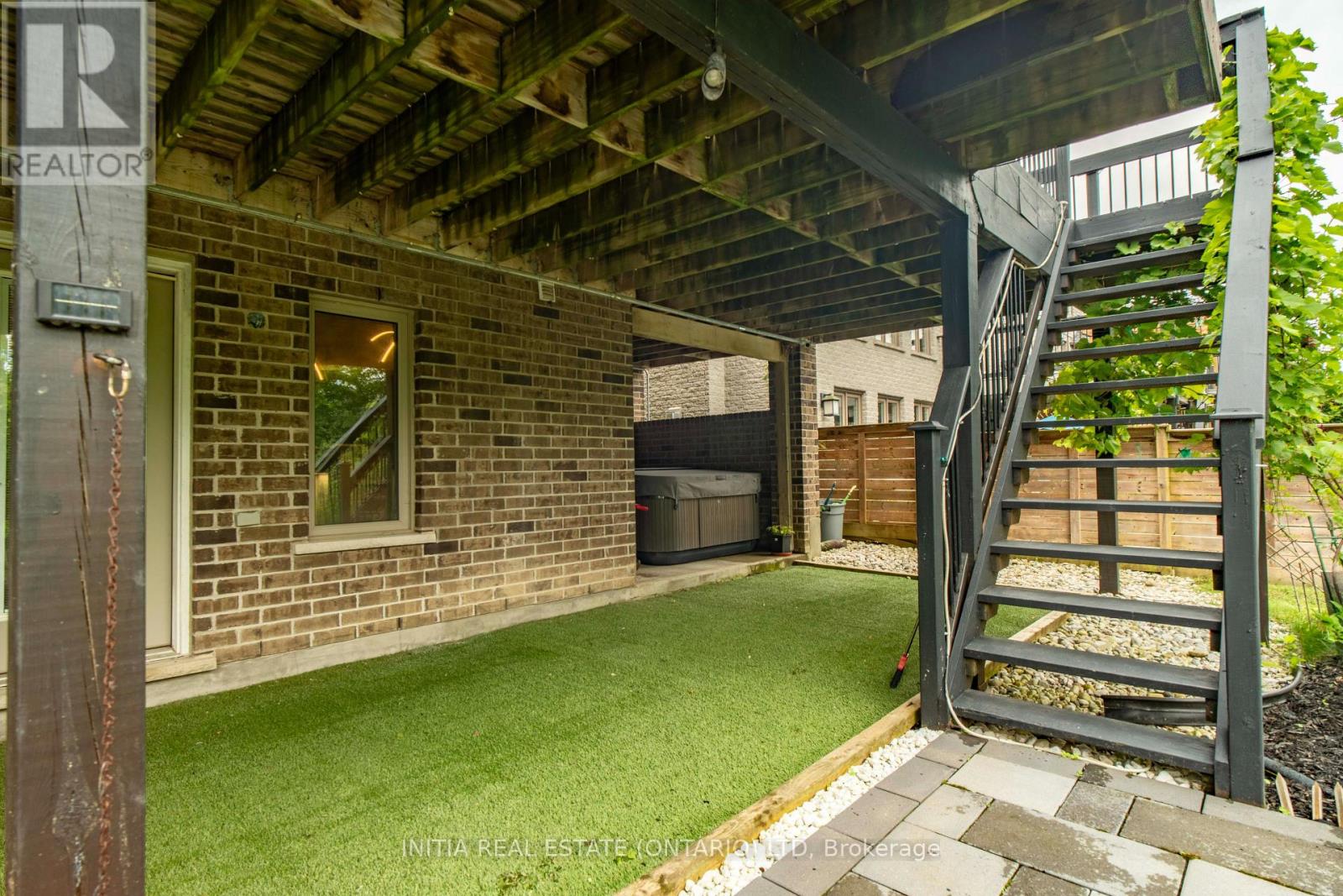#31 515 SKYLINE AVENUE - 36
