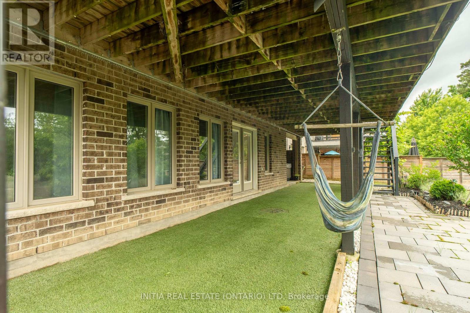 #31 515 SKYLINE AVENUE - 37