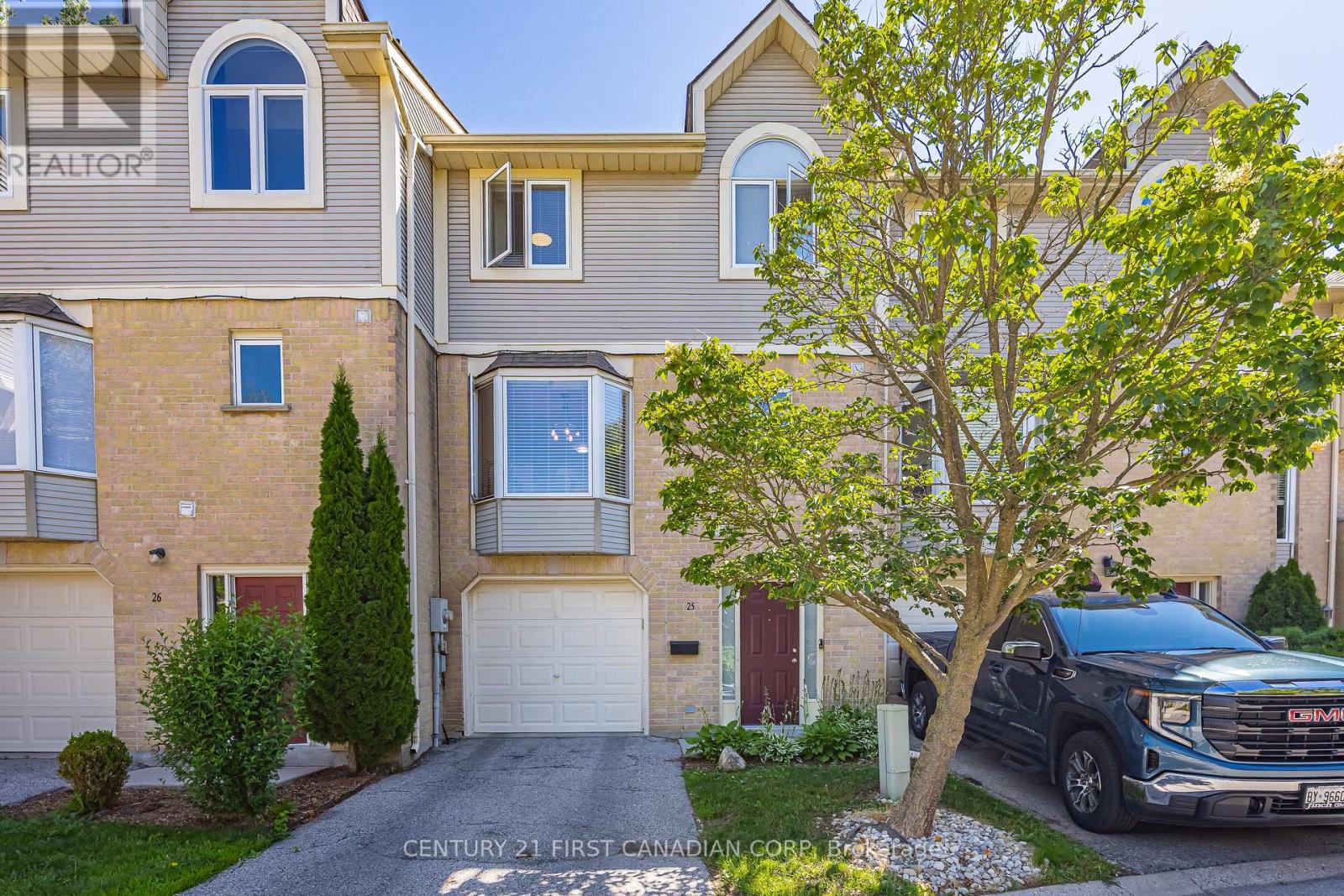 #25 9 AILSA PLACE - 1