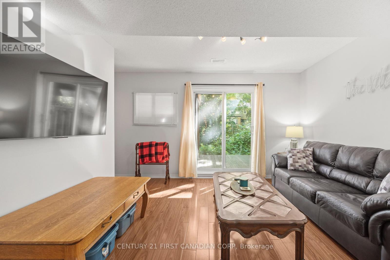 #25 9 AILSA PLACE - 13