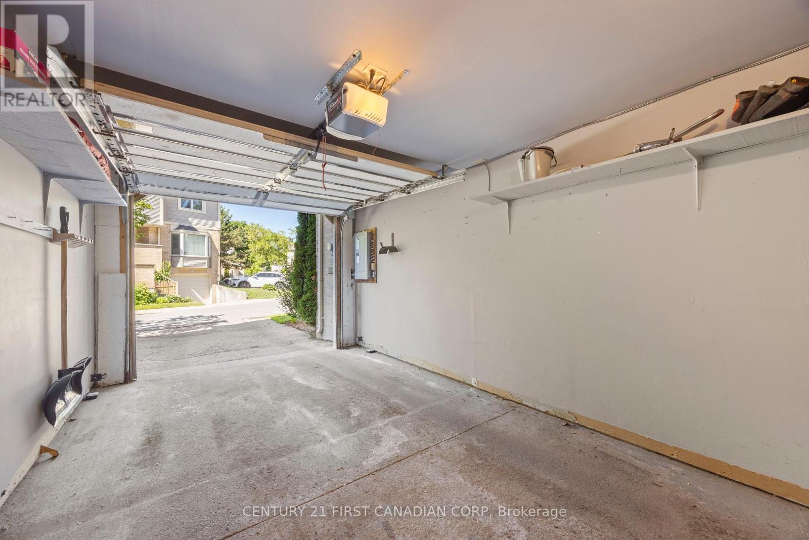 #25 9 AILSA PLACE - 16