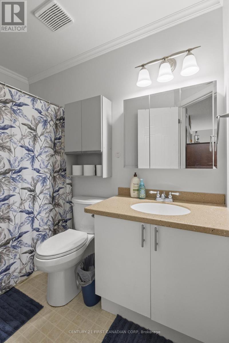 #25 9 AILSA PLACE - 33