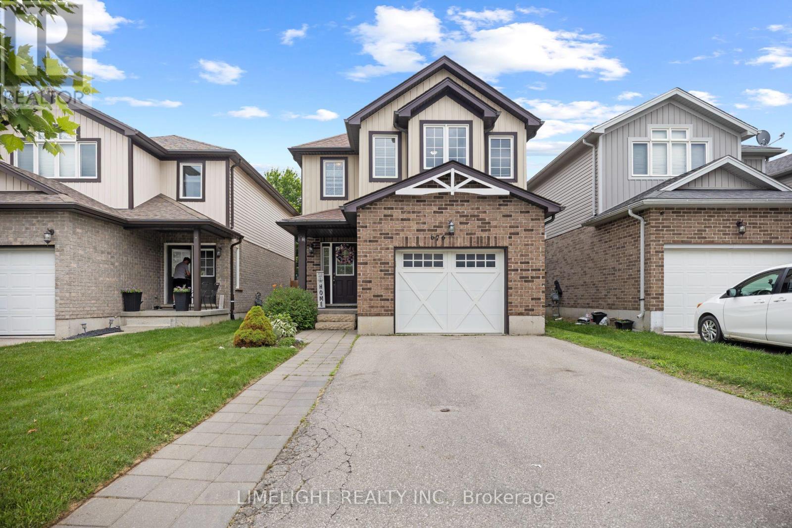 676 GUINESS WAY - 1