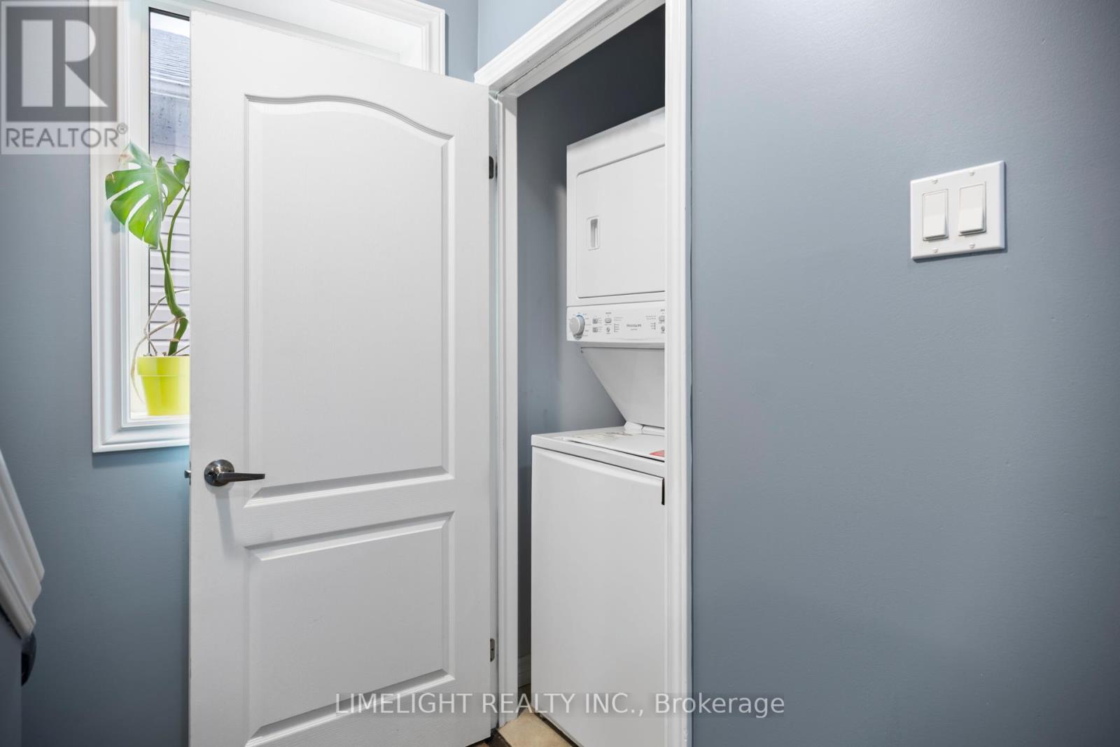676 GUINESS WAY - 15