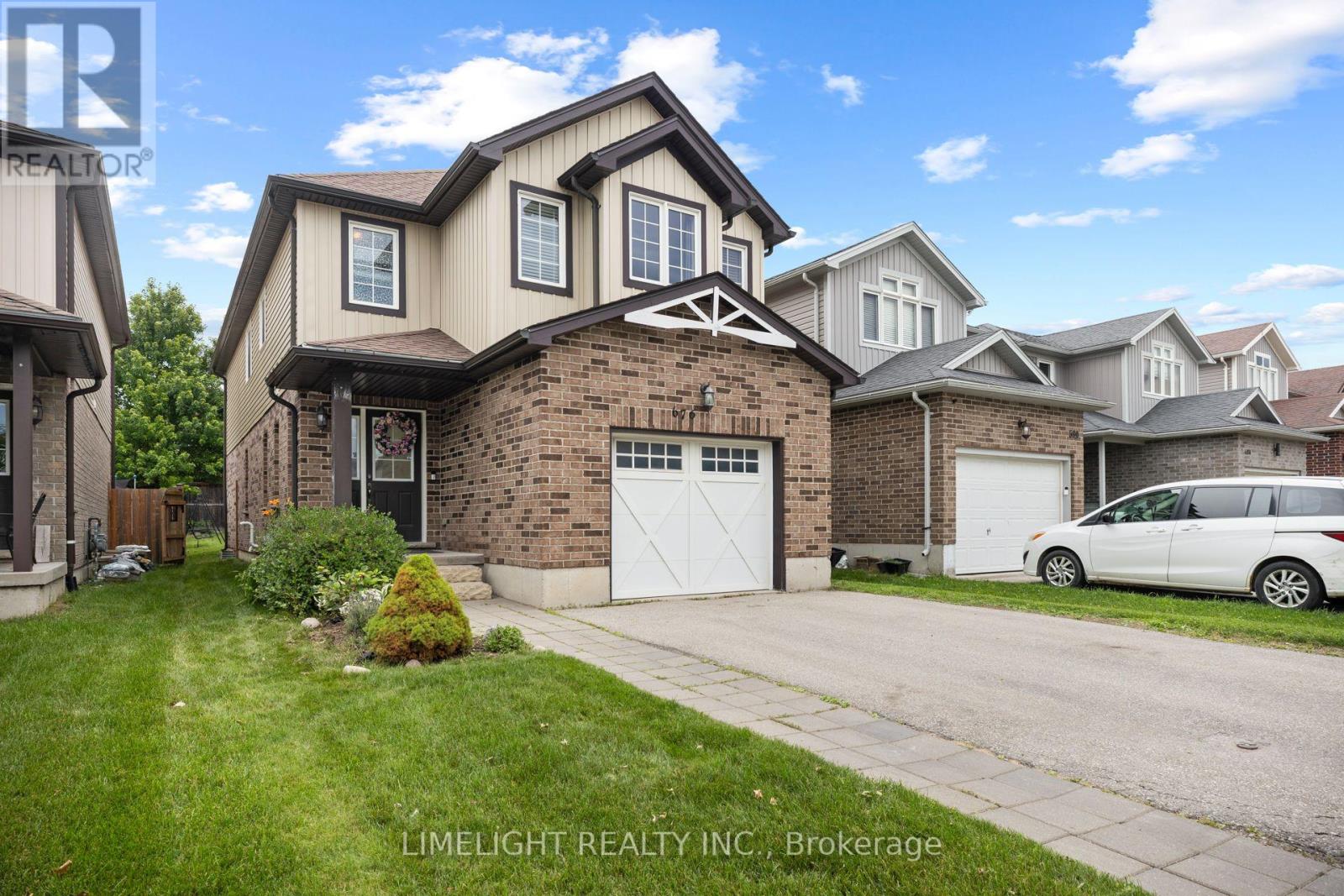 676 GUINESS WAY - 2