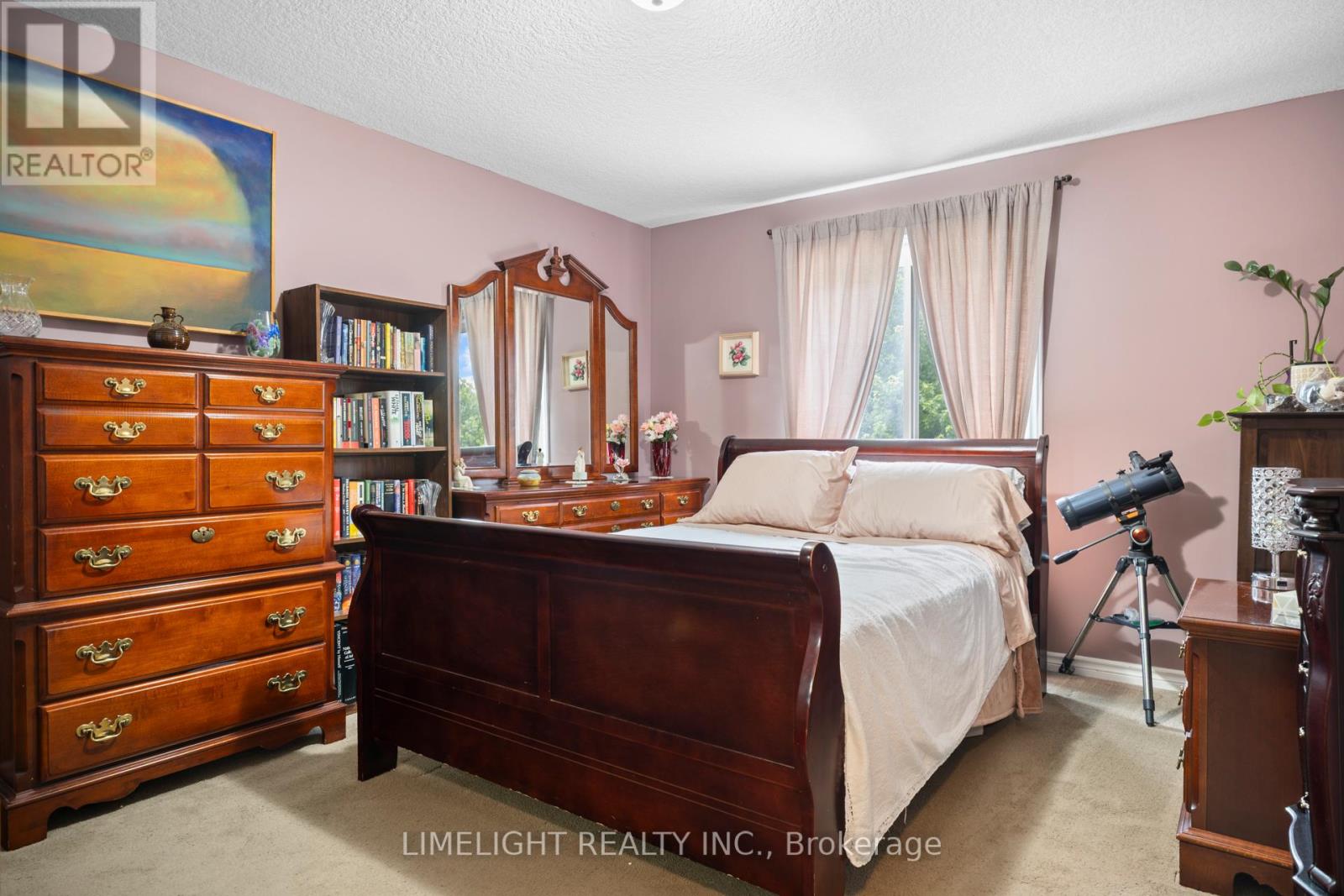 676 GUINESS WAY - 25