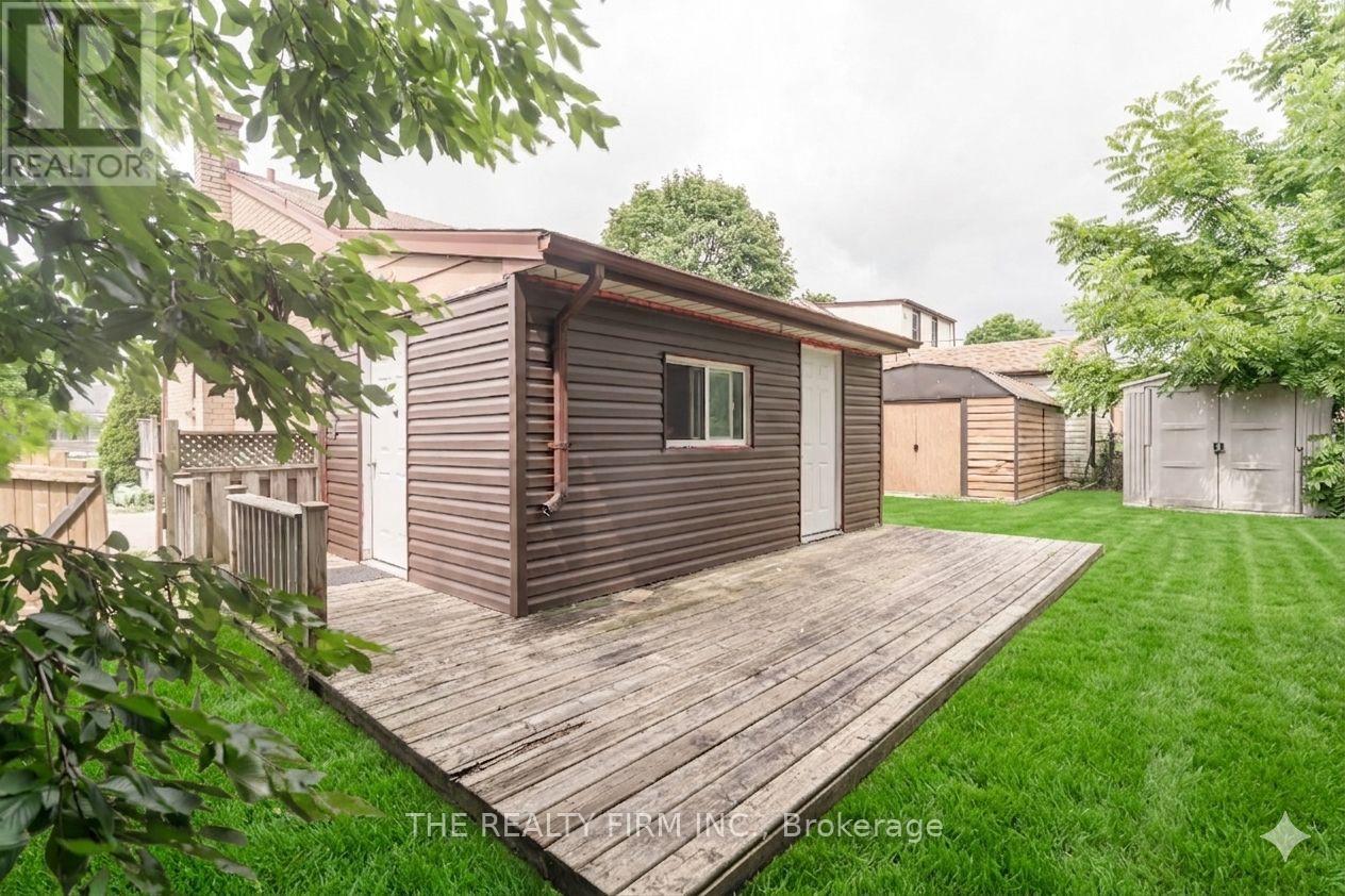 348 WINNIPEG BOULEVARD - 27